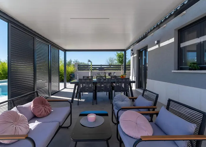 Casa Grigia 펜션 자다르